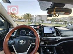 تۆیۆتا هایلاندەر